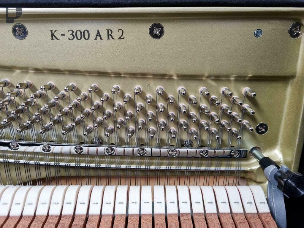 Kawai K-300 AURES 2 piano F182352